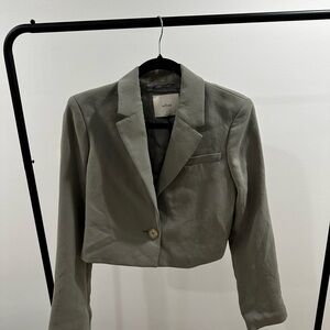 Wilfred Women's Cropped Tan Blazer